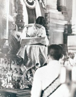พระบาทสมเด็จพระปรเมนทรมหาอานันทมหิดล รัชกาลที่ 8 พระบาทสมเด็จพระปรเมนทรมหาอานันทมหิดล รัชกาลที่ 8