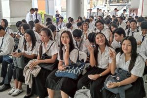 การถ่ายรูปทำบัตรนักศึกษาชั้นปีที่ 1 รหัส 68