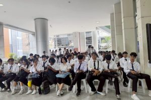 การถ่ายรูปทำบัตรนักศึกษาชั้นปีที่ 1 รหัส 68